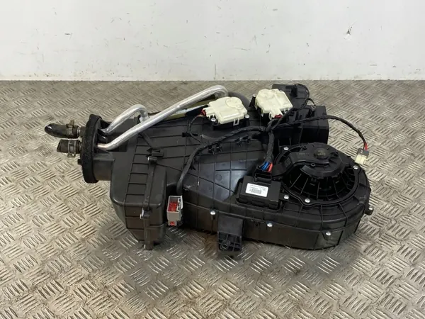 Heizungskern Dodge Durango OEM FOB34213 - Gebraucht image 2