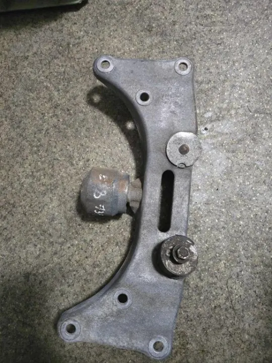 BMW Växellådsfäste OEM 1094779 för 7-serie E38 image 2