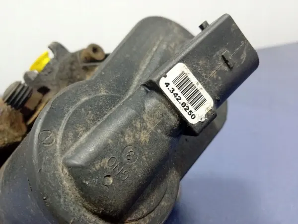 OEM 32332267D Vasen taka jarrupuristin VW Passat B7 image 9