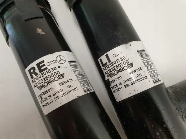 MERCEDES E W212 Airmatic Stötdämpare image 2