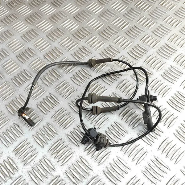 Fiat 500 2024 Sensor de velocidade da roda ABS esquerdo OEM 52199223 image 2