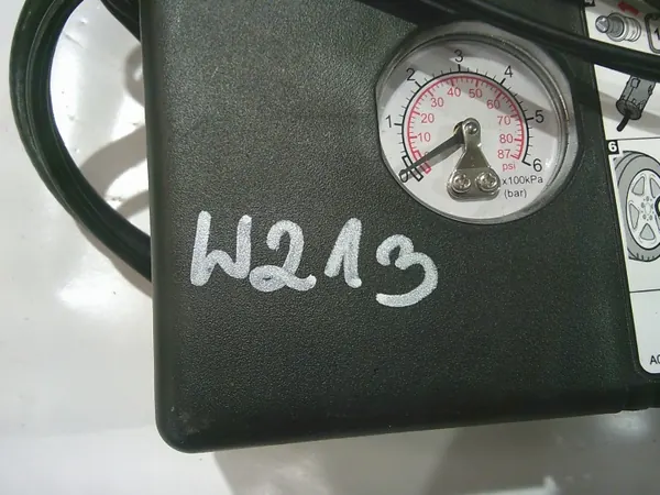 Mercedes Däckkompressor & Tätningskit OEM A0005838200 image 6