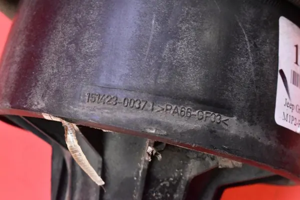 Ilma- jousi OEM 68029912AE oikea taka Jeep image 9