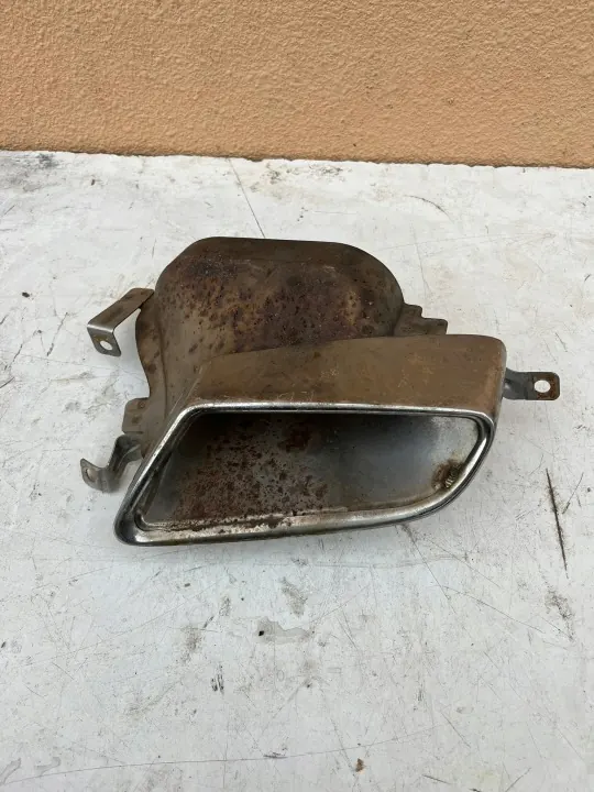 Ponta de escape esquerda Skoda Octavia III RS OEM 5E0253681F image 2