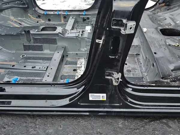 OEM IMPRK1549431 Pilar B Esquerdo Preto Peugeot image 3