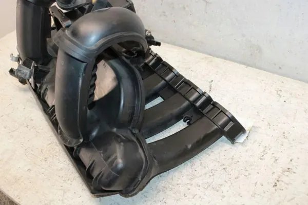 Colector de admisión BMW OE usado OEM 7559063 image 4