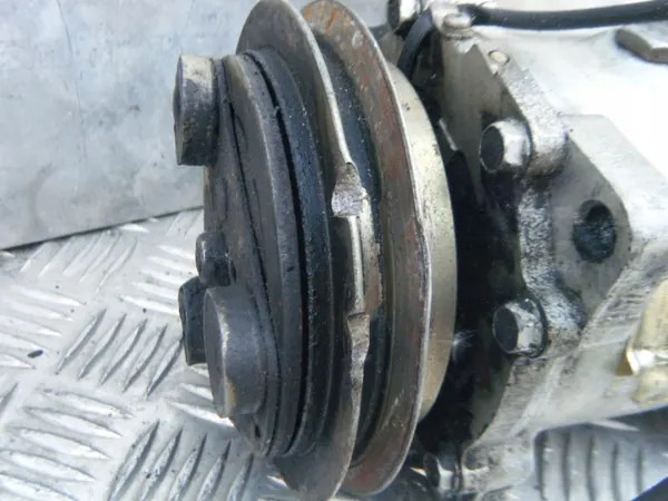 Compresseur d'air OEM LR088538 pour Jaguar XJ image 9