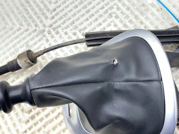 Levier de Vitesse OEM 8201021402 pour Renault Grand Scenic III image 3