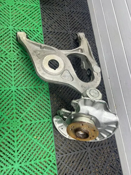 Mercedes-Benz ML W166 Hinterachsschwinge OEM BKY3705 image 4