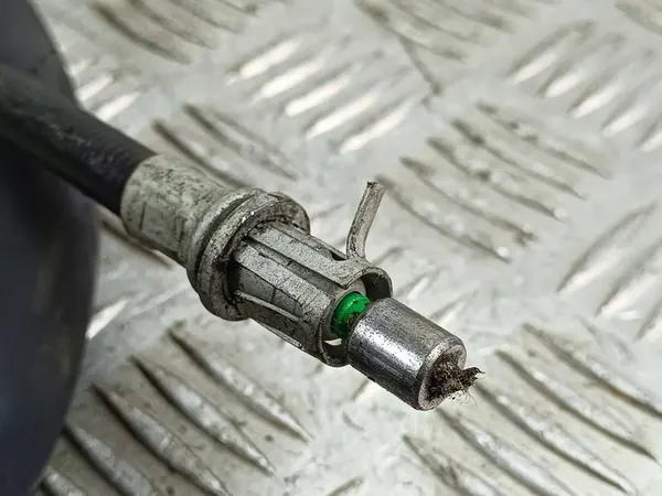 Câble de déverrouillage de frein à main Jeep Wrangler 2022 FOB48776 image 2