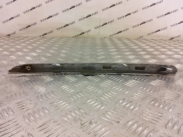 KIA Sportage 2013 Moldura do para-choque dianteiro direito image 3