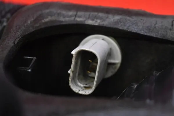 Lámpara Trasera Derecha 26550-JY05A Renault Koleos 11-13 image 8