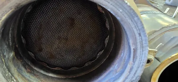 Skoda DPF-filter OEM 05L131602E - Gebruikte Staat image 4