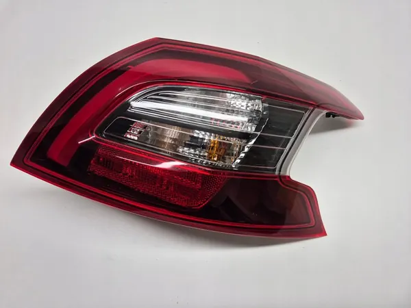PEUGEOT 308 II T9 LIFT Luz Trasera Derecha LED Original image 8