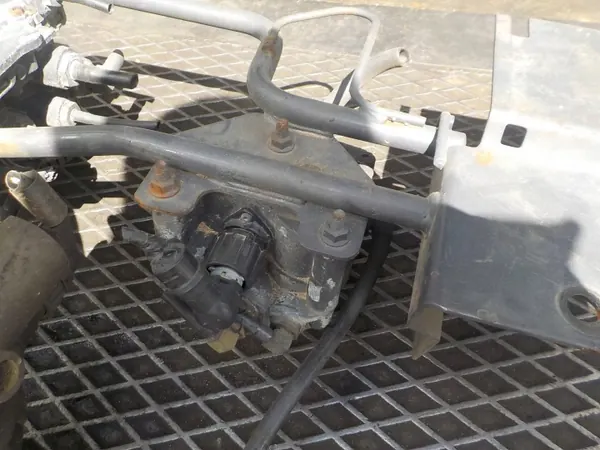 Soupape de sécheur d'air DAF XF 105 OEM EURO 5 image 4
