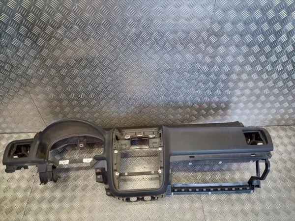 Kojelauta VW Golf V OEM BŁOTNIK LEWY FIAT DOBLO 284 image 2