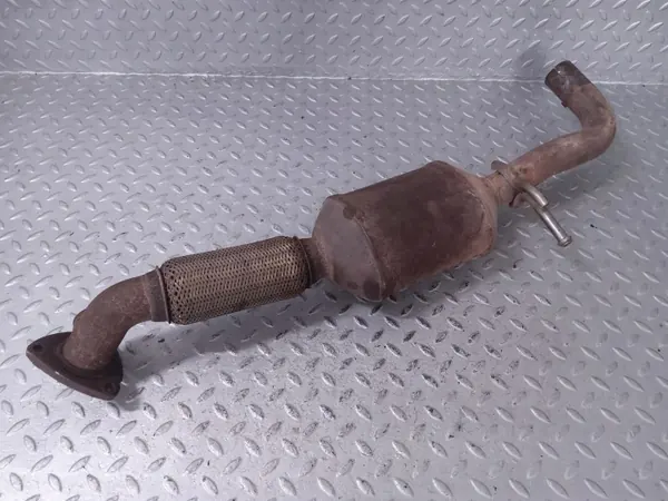 OEM 55572063 DPF/Catalyseur d'occasion Chevrolet Volt image 2