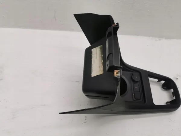 Skoda Citigo Middenconsole OEM 1S0863681E 2018 image 4