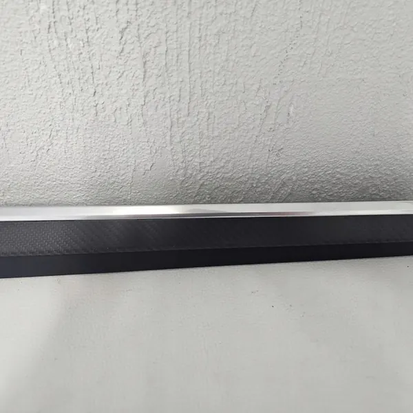 Tesla X Plaid 2022 Oikea Ovenlista OEM 166156400C image 4