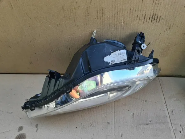 Faros delanteros izquierdo Dacia Logan Sandero 8200744753 image 3