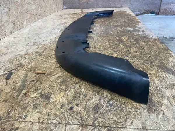 VW Golf V 5 GTI 04-09 Framspoiler image 4