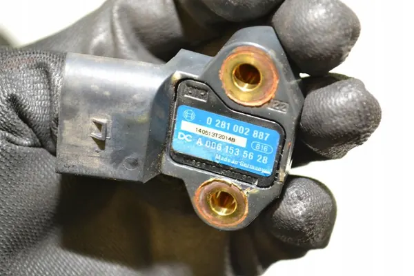 Trycksensor turboladdare Mercedes-Benz A0061535628 image 4