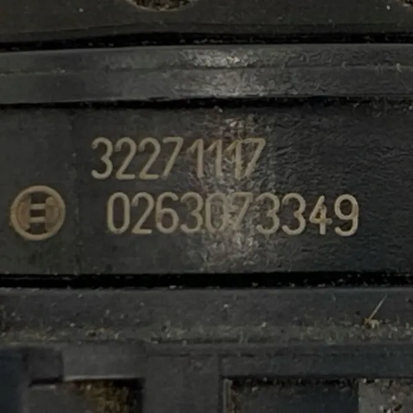 Sensor de aparcamiento Volvo XC40 OEM 32271117 - Usado image 7