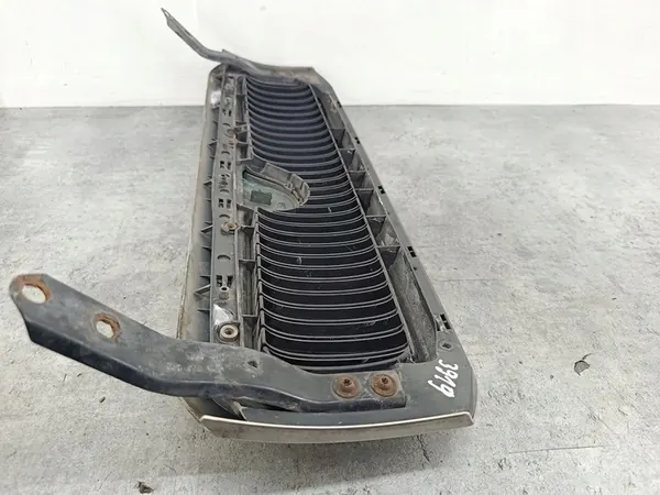 Griglia anteriore Skoda Fabia I 2003-2004 OEM 00201117013 6Y0853668 image 8