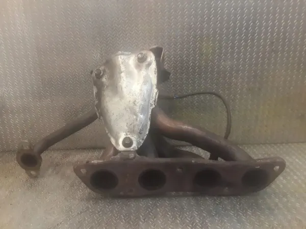 Pakoputken keräin Lexus CT 200H OEM MDY14899 image 4