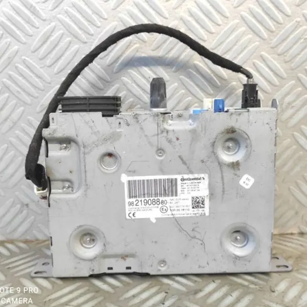 Gebrauchtes Peugeot Navigationsradio OEM 9821908880 image 2