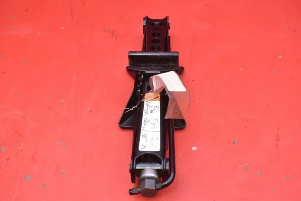 Gato Elevador Ford Focus MK3 2011-2015 OEM MAMAUTO-1079040 image 3