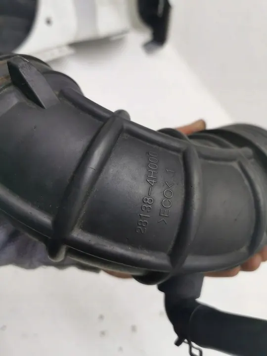 Luftrohr Hyundai H-1 II 2.5 CRDi image 4