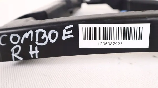 Deslizamento traseiro direito do para-choque para Combo E, Berlingo IV, Rifter image 6