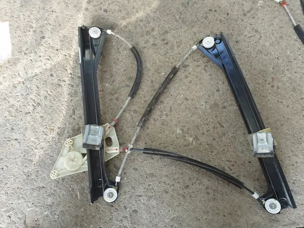 Mecanismo de vidro dianteiro direito VW Polo 5 V 6R 2009- image 3