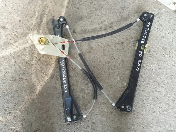 Mecanismo de vidro dianteiro direito VW Polo 5 V 6R 2009- image 4