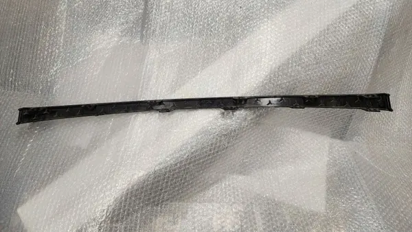 Faixa do para-choques dianteiro OEM A2368852202 Mercedes CLE AMG image 3