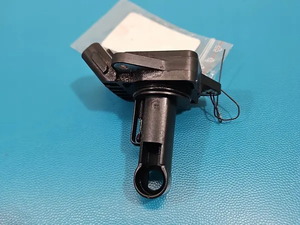 Luftmassenmesser Toyota Corolla E11 22204-15010 image 2