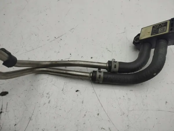 Pakokaasupaineanturi Volkswagen Arteon 2019 OEM 04L906051M image 7