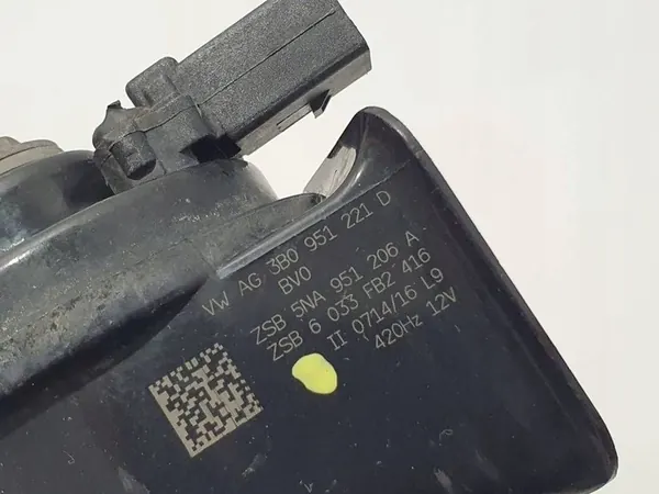 Volkswagen Tiguan 5NA 2016 Buzina 3B0951221D image 3