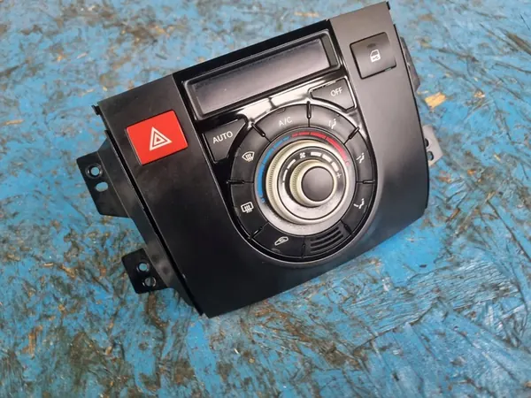 KIA VENGA 09-14 Climatronic Paneel image 3