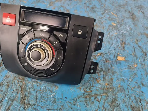 KIA VENGA 09-14 Climatronic Paneel image 4