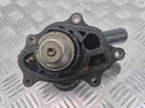 Termostato Mercedes OEM A2712000315 - Usado image 3