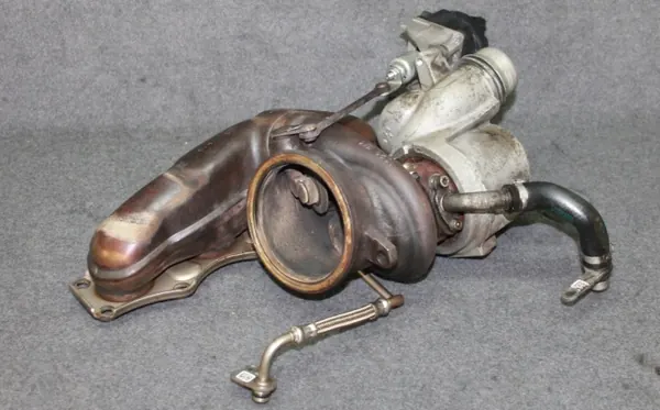 BMW F20 F30 N20 Turbocompressor 7634486 image 3