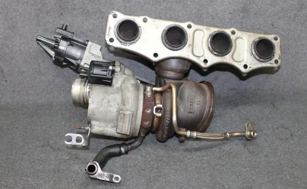 BMW F20 F30 N20 Turbocompressor 7634486 image 5