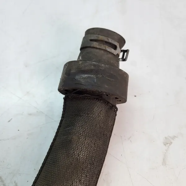 VW Transporter T5 2.0 TDI Vesiputki 7E0122051E image 6