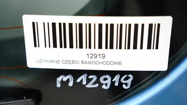 Puerta Trasera Ford Fiesta MK7 OEM 360174027 - Usado image 7