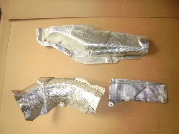 Escudo térmico escape OEM 7059365 para BMW 3 E90/E91 image 4