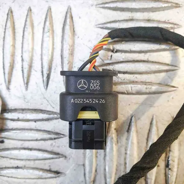 MERCEDES W207 LIFT CABRIOLET TAKAPUSSIKAAPELI A0225452426 image 7