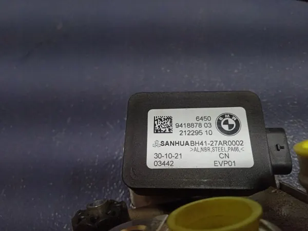 BMW I4 G26 Wärmetauscher OEM 9418878 - Gebraucht image 5