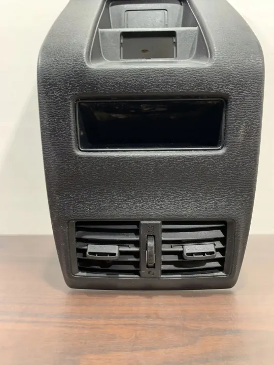 Mitsubishi Outlander IV middenconsole OEM 8011C694ZZ image 9